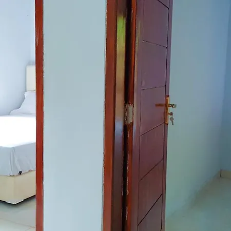 Putri Nyale Bungalow Kuta  Exterior photo