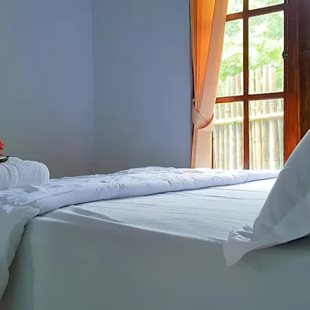 Putri Nyale Bungalow Kuta  Exterior photo