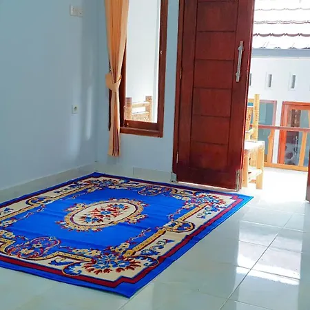 Putri Nyale Bungalow Kuta  Exterior photo