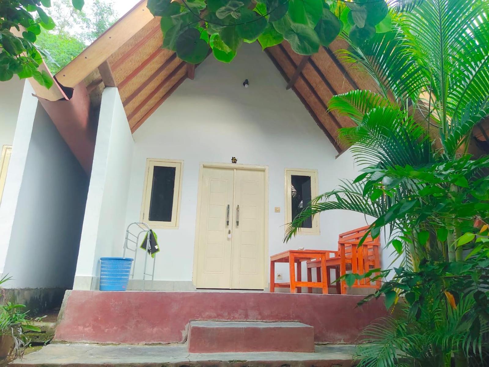 Putri Nyale Homestay