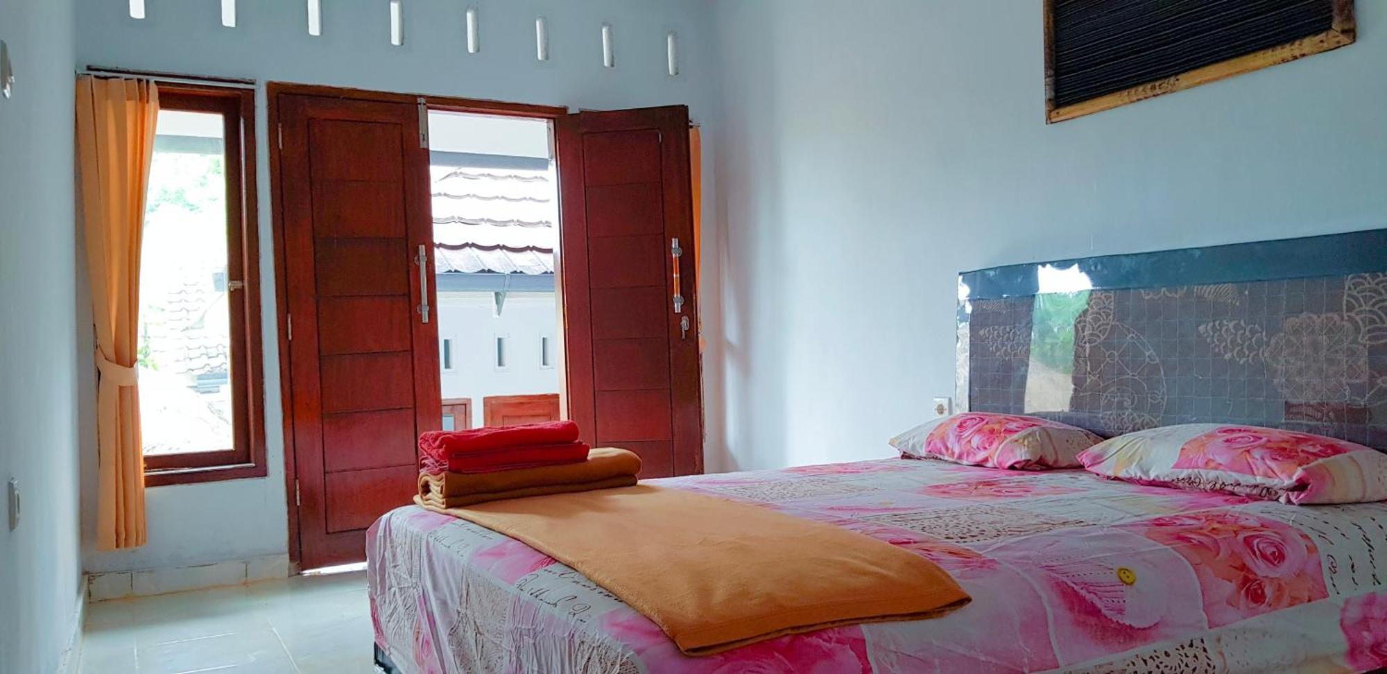 Putri Nyale Kuta (Lombok)