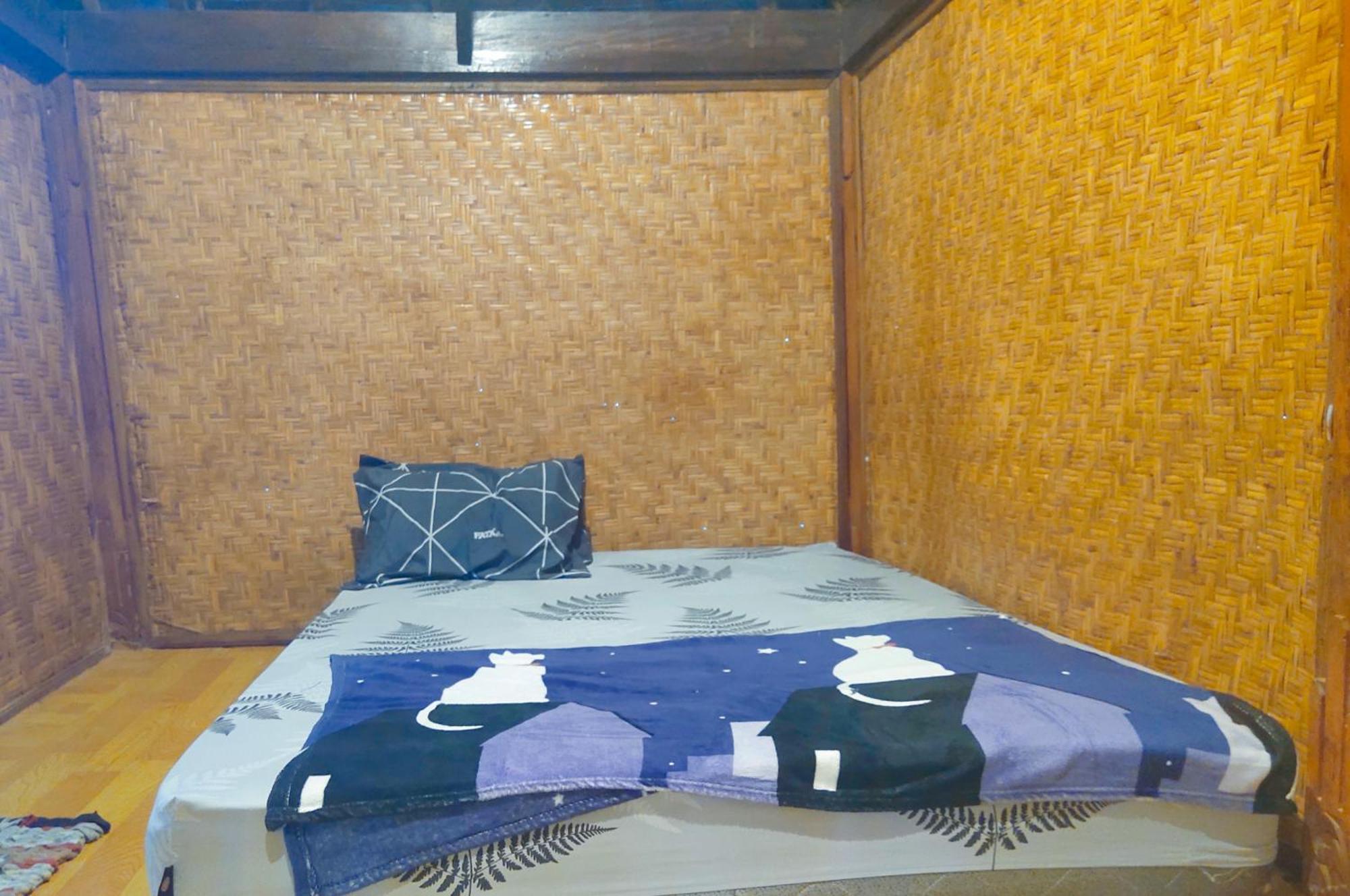 Putri Nyale * Kuta (Lombok)